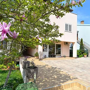 Milka 2074 , Poreč Kroatien